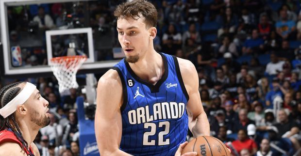  莫兰特伤愈回归灰熊击败鹈鹕止住两连败颓势