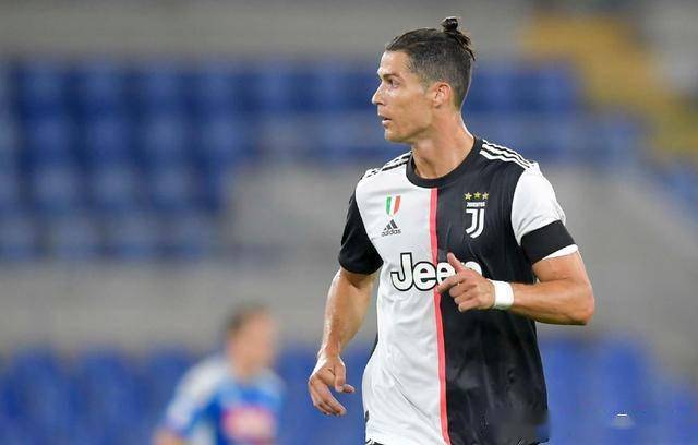  兰斯凭借定位球战术力克劲敌全取三分